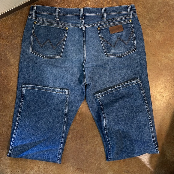 Wrangler Cowboy cut men’s jeans - Picture 3 of 4